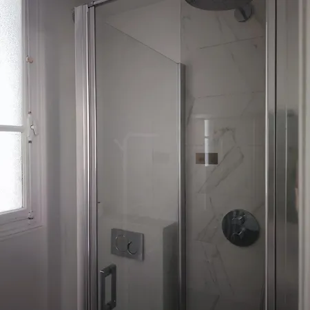 Apartamento 16 New Charming Eiffel Tower Studio *